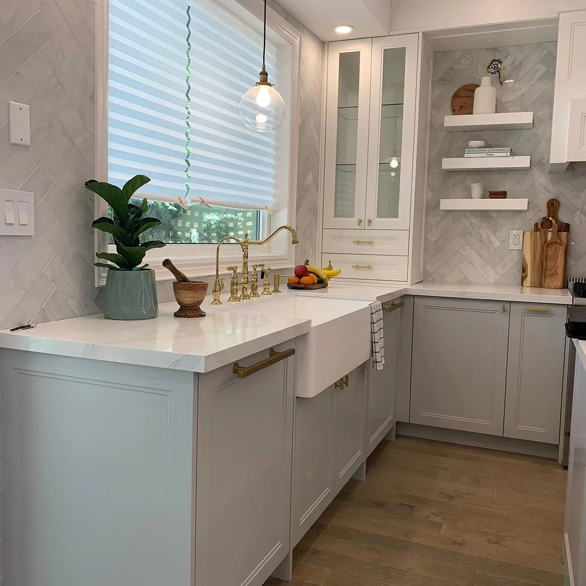 Different kitchen cabinet materials comparison