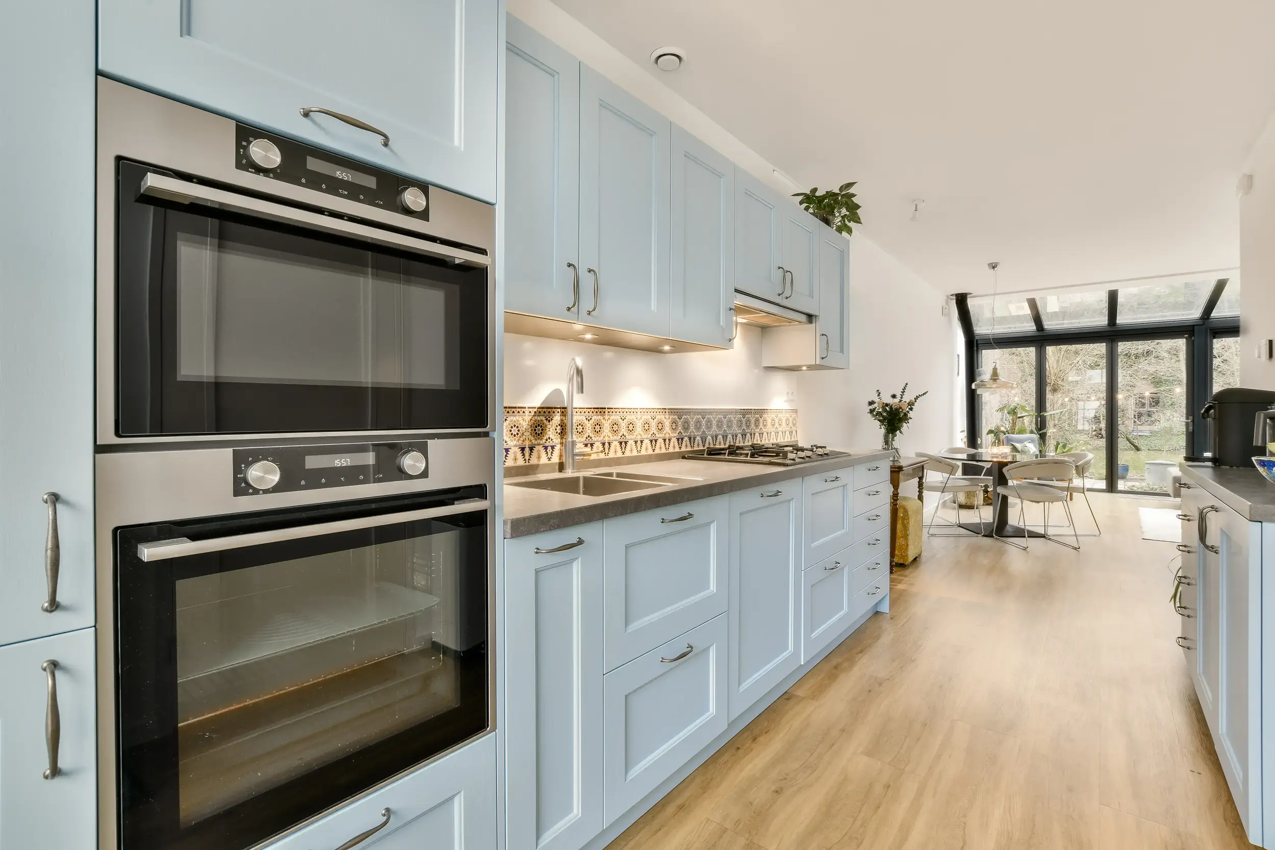 Full kitchen remodeling Burlington - Blue kitchen with modern furniture