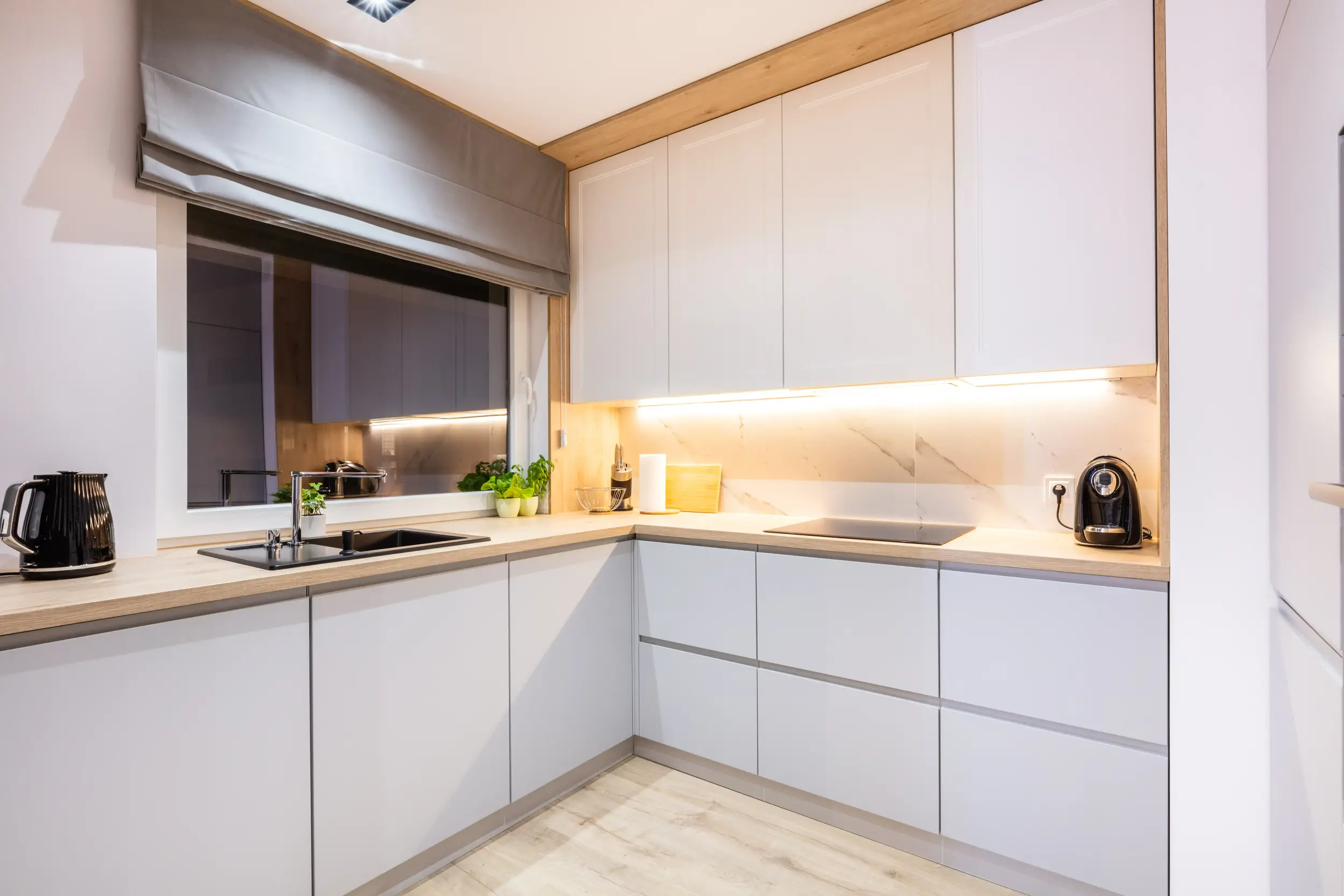 Modern kitchen lighting Brampton