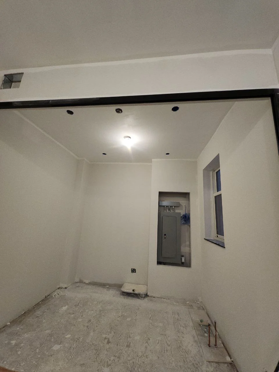 School renovation Toronto with modern classroom design